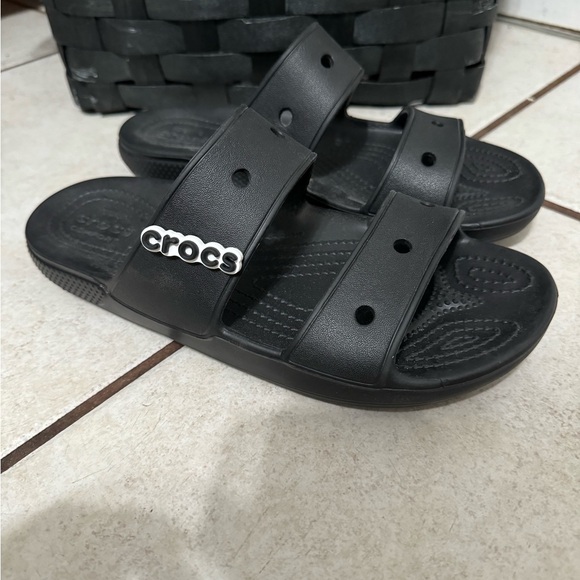 Crocs Classic Sandals for Ladies - Picture 3 of 5